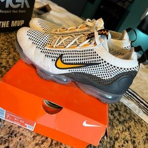 Nike vapor max fly knit